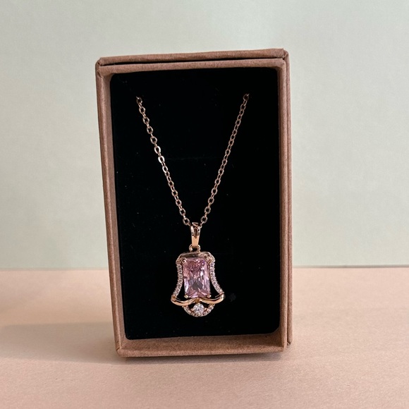 Pink Beauty - Picture 1 of 1